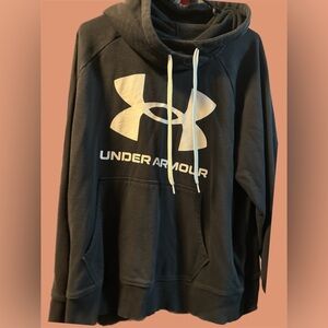 Under Armour men’s black hoodie